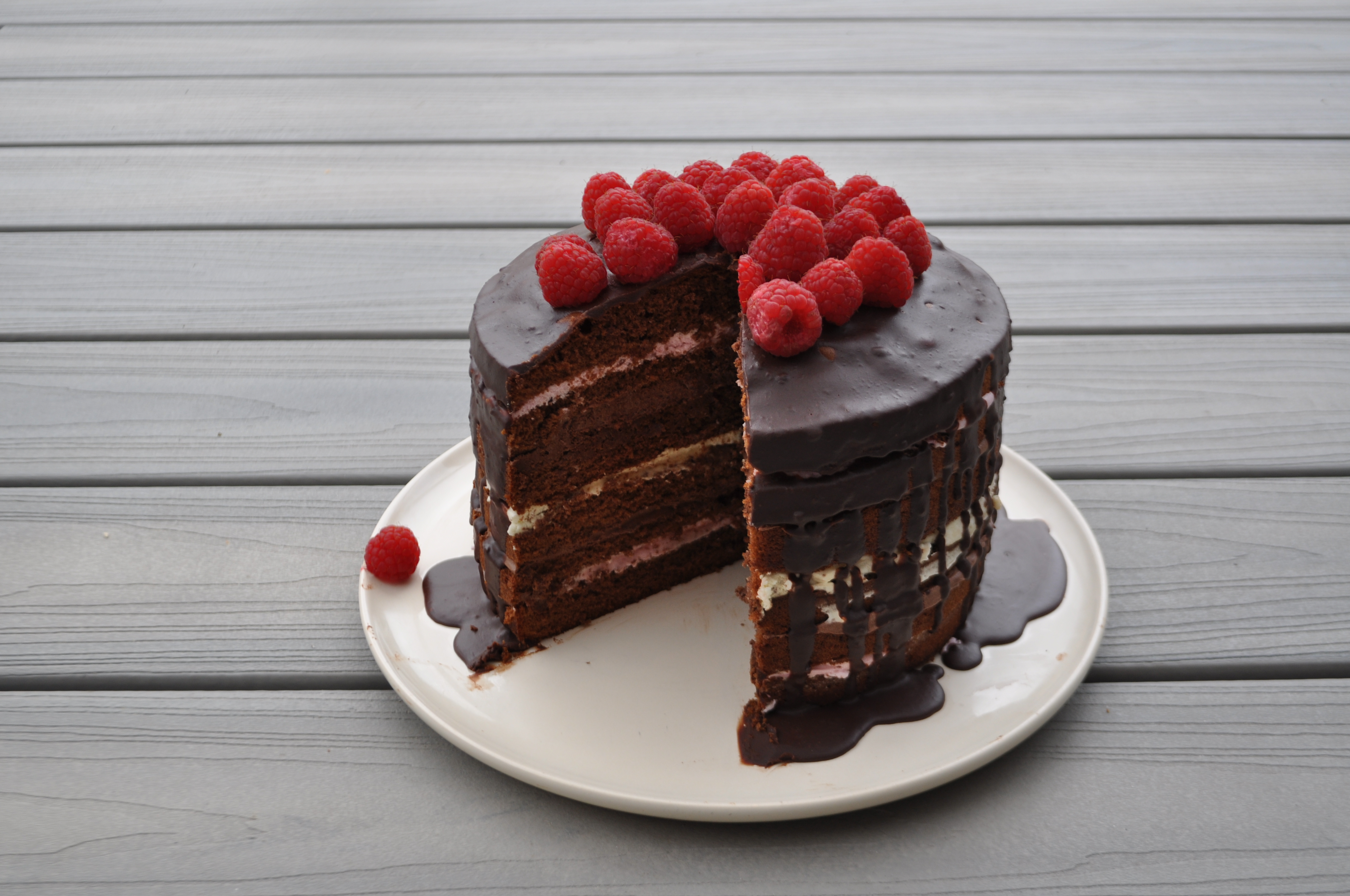 item Ontwijken Smeltend Frambozen laagjes taart met chocoladeganache – Liefde voor bakken